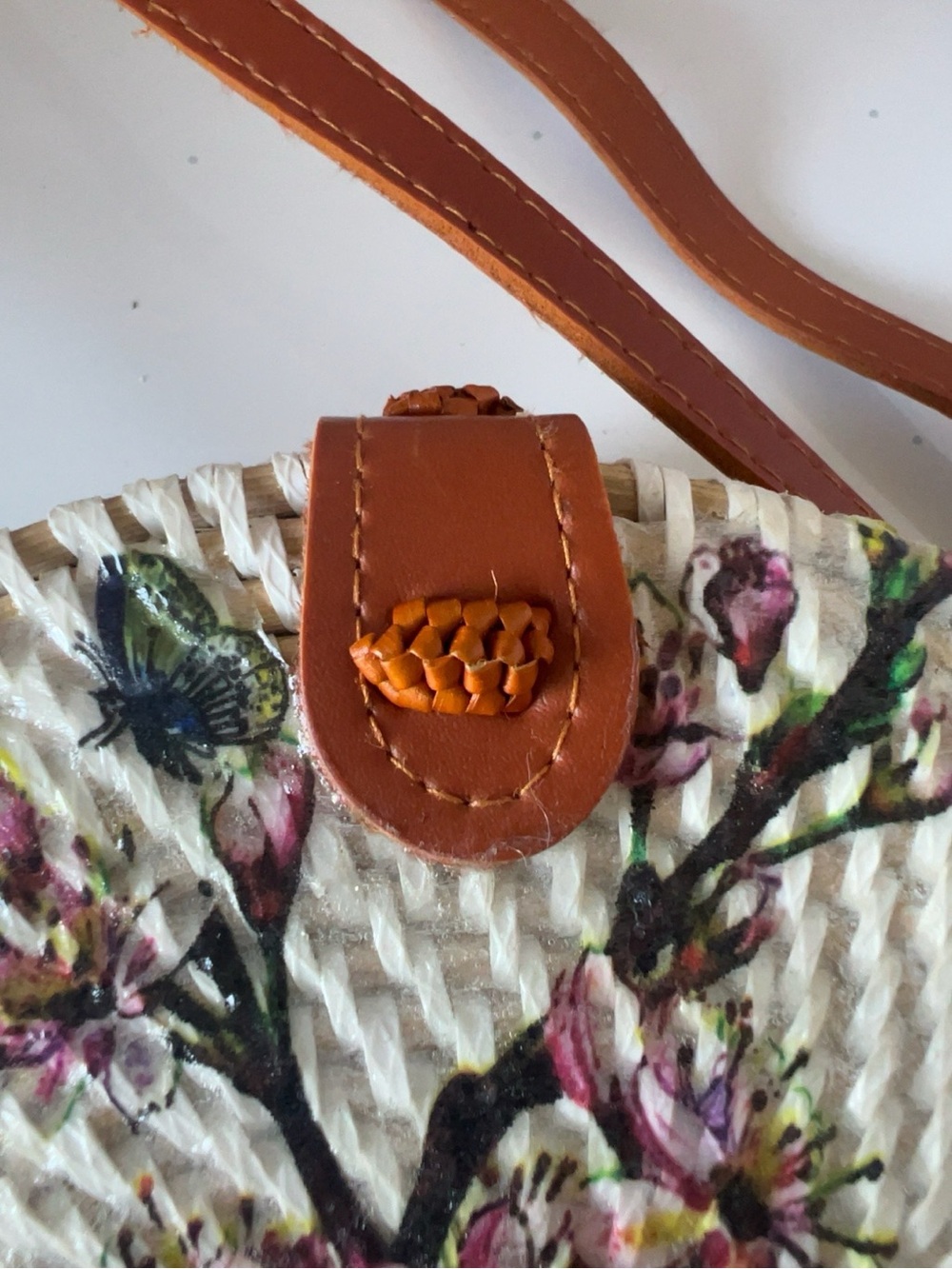 Handmade Bali Round Rattan Crossbody Bag Floral Butterfly Boho Summer Purse - Picture 4 of 8